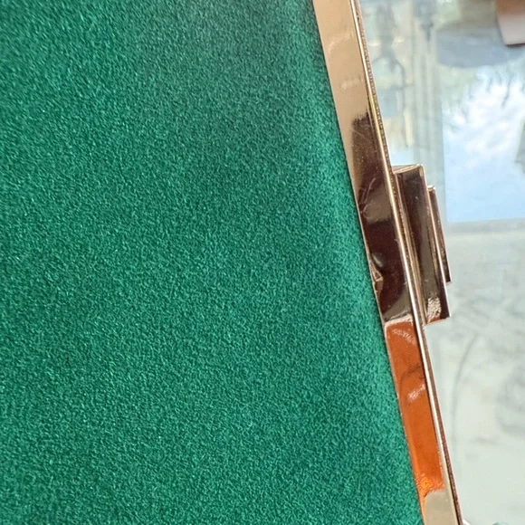 Zara Basic NWT Elegant Green Suede Snap Handbag with additional strap - Picture 7 of 7